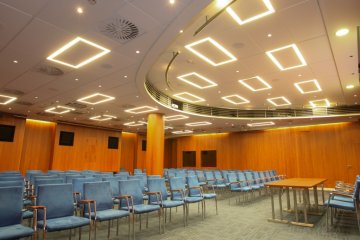 obiekt konferencyjny - Centrum Medialne Agencji TVN - Multimedialna sala konferencyjna - zdjęcie 1