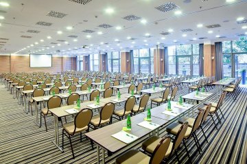 hotel ***** - Holiday Inn Krakow City Centre - RENOIR - zdjęcie 2