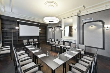 hotel **** - Red Baron Hotel - sala red baron - zdjęcie 3