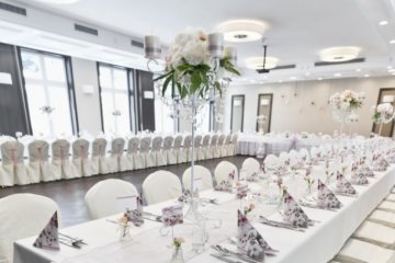 hotel **** - Red Baron Hotel - sala wielofunkcyjna - zdjęcie 1