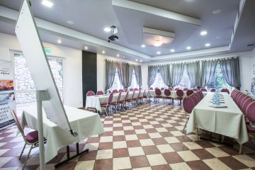 hotel *** - Hotel Srebrna Góra - sala szkoleniowo-konferencyjna - zdjęcie 1
