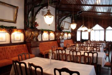 hotel - Pokoje Gościnne "Konrad" - sala złota - zdjęcie 1