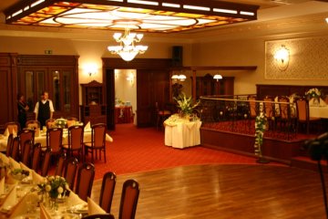 hotel *** - Hotel Piast-Roman - sala balowa - zdjęcie 3
