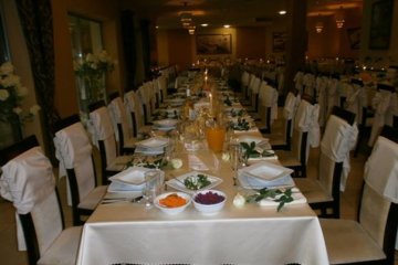 hotel *** - Centrum Konferencyjno - Wypoczynkowe Dębina - Sala Restauracyjna - zdjęcie 1
