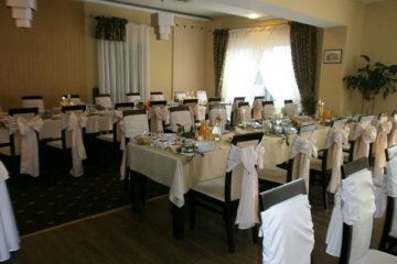 hotel *** - Centrum Konferencyjno - Wypoczynkowe Dębina - Sala Restauracyjna - zdjęcie 3