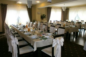 hotel *** - Centrum Konferencyjno - Wypoczynkowe Dębina - Sala Restauracyjna - zdjęcie 4