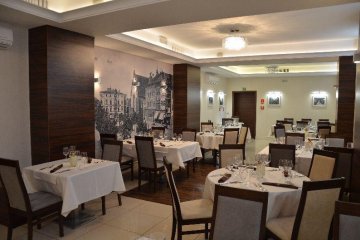 hotel *** - Hotel Racibor - Sala Restauracyjna - zdjęcie 1