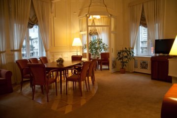 hotel **** - Hotel pod Orłem - Pokój Konferencyjny - zdjęcie 1