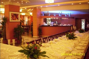 hotel *** - Hotel Basztowy - Restauracja Pomarańczowa - zdjęcie 1