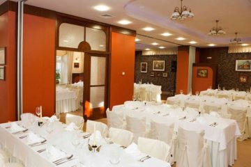 hotel *** - Hotel Carskie Koszary - Sala Restauracyjna - zdjęcie 6