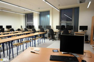 obiekt konferencyjny - Kampus Wielicki - Sale Komputerowe - zdjęcie 1