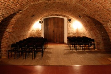 dworek - Centrum Kultury Dworek Białoprądnicki - Piwnica II - zdjęcie 1