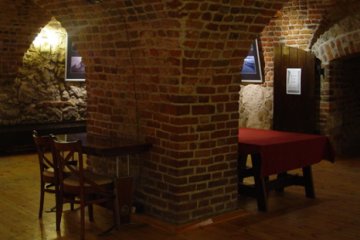 dworek - Centrum Kultury Dworek Białoprądnicki - Piwnica III - zdjęcie 1