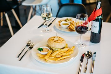hotel *** - Q Hotel Kraków - Sala Restauracyjna - zdjęcie 2