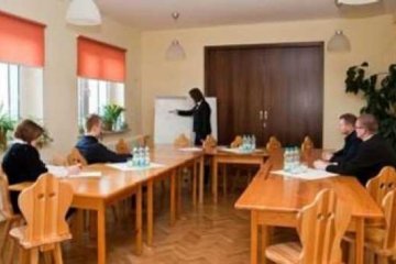 hotel - Dom Wypoczynkowy Pod Taborem - Sala Konferencyjna - zdjęcie 1