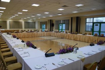 hotel *** - Hotel Gromada*** Warszawa Lotnisko - Kryształ - zdjęcie 1