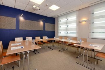 obiekt konferencyjny - Centrum Szkoleniowe Sienna IBD Business School - Sala Merkury - zdjęcie 1