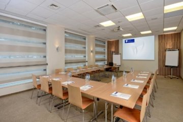 obiekt konferencyjny - Centrum Szkoleniowe Sienna IBD Business School - Sala Jowisz - zdjęcie 1