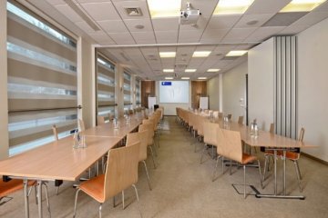 obiekt konferencyjny - Centrum Szkoleniowe Sienna IBD Business School - Jowisz+Saturn - zdjęcie 1