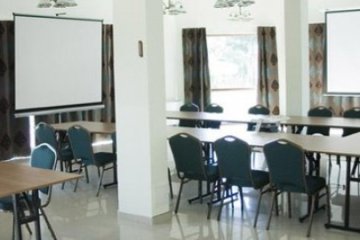 dworek - Dworek nad Pilicą - Sala nad Stawem - zdjęcie 2