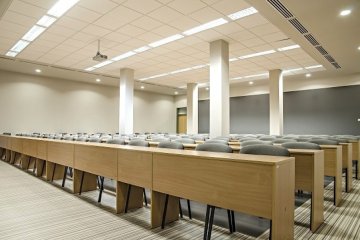 obiekt konferencyjny - Szkoła Wyższa Psychologii Społecznej - Aula x3 - zdjęcie 1