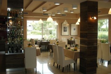 hotel - Hotel Solec - Sala Restauracyjna - zdjęcie 1