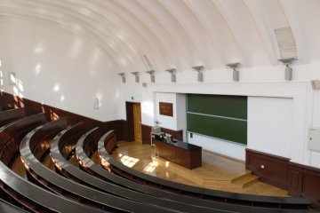 inny - Szkoła Główna Handlowa - Aula IV im. Ludwika Krzywickiego - zdjęcie 1