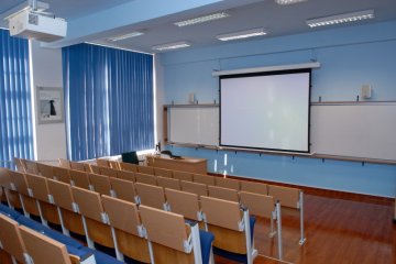 inny - Szkoła Główna Handlowa - Sala 230 - zdjęcie 1