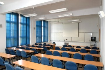 inny - Szkoła Główna Handlowa - Sala 117 - zdjęcie 1