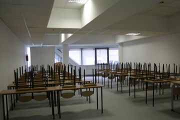 inny - Menedżerska Akademia Nauk Stosowanych w Warszawie - Aula F 201 - zdjęcie 1
