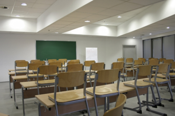 inny - Menedżerska Akademia Nauk Stosowanych w Warszawie - Aula F 202 - zdjęcie 1