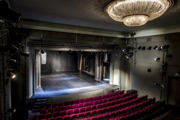 inny - Teatr Studio im. St. I. Witkiewicza - Duża Scena - zdjęcie 1
