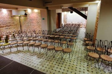 inny - Teatr Kamienica - Scena Piwnica Warsza - zdjęcie 1