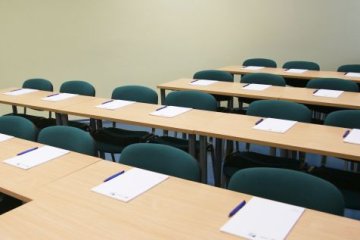 inny - Wydział Zarządzania Uniwersytetu Łódzkiego - Sale Warsztatowe - zdjęcie 1