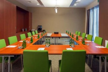 hotel - Hampton by Hilton Warsaw Airport - Sala Konferencyjna - zdjęcie 1