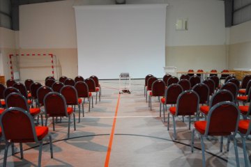 obiekt konferencyjny - Ośrodek Szkoleniowo-Wypoczynkowy Allianz - Hala Widowiskowo-Sportowa - zdjęcie 1