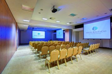 hotel **** - Hotel Bonifacio**** Spa & Sport Resort - Sala Potrójna - zdjęcie 2