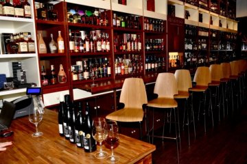 inny - Whisky and Wine Place - Sala Główna - zdjęcie 3