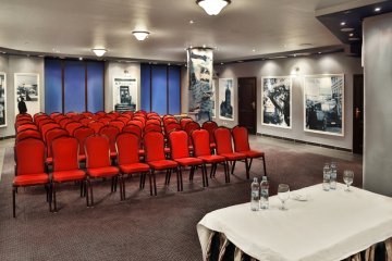 hotel **** - Hotel ZAMEK RYN**** - Villa Cafe - zdjęcie 2