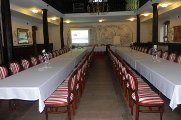 zamek - Zamek Gostynin - Restauracja Kolumnowa - zdjęcie 1