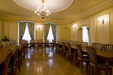 zamek - Zespół Zamkowo-Parkowy w Rogowie Opolskim - Sala Konferencyjna - zdjęcie 2