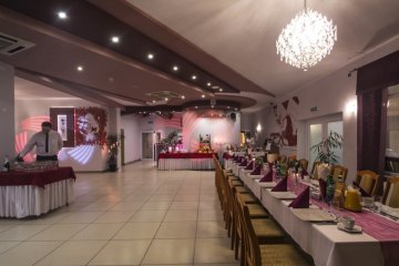 hotel *** - Dworek Różany Hotel & Restaurant - Sala Lata 20-30-ste - zdjęcie 2