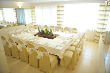 hotel - Hotel Dymarka - Sala Restauracyjna - zdjęcie 1