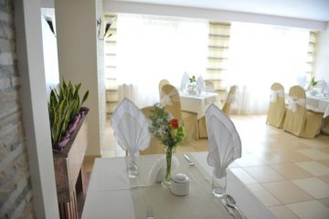 hotel - Hotel Dymarka - Sala Restauracyjna - zdjęcie 3