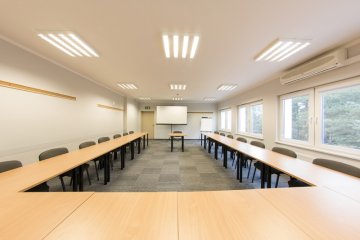 obiekt konferencyjny - INWEST SMARDZEWICE Ośrodek Szkoleniowo-Wypoczynkowy - Sala nr 4 - zdjęcie 2