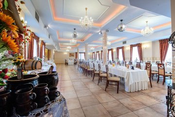 hotel - Hotel** Pod Herbem - Sala Bnakietowa - zdjęcie 1