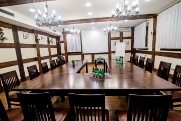 obiekt konferencyjny - Oberża Leśna Dolina - Sala Szkoleniowa - zdjęcie 1
