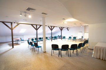 obiekt konferencyjny - Centrum Konferencyjno-Apartamentowe Mrówka - Klonowa - zdjęcie 1