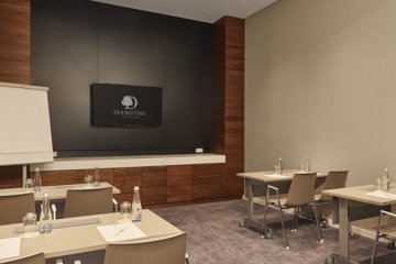 hotel ***** - DoubleTree by Hilton Wroclaw - Meeting Room 3 - zdjęcie 1