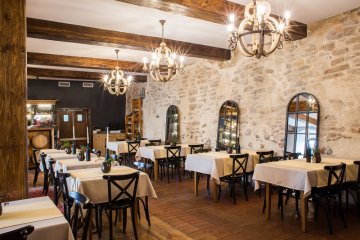 hotel *** - Hotel Podklasztorze - Restauracja - zdjęcie 4